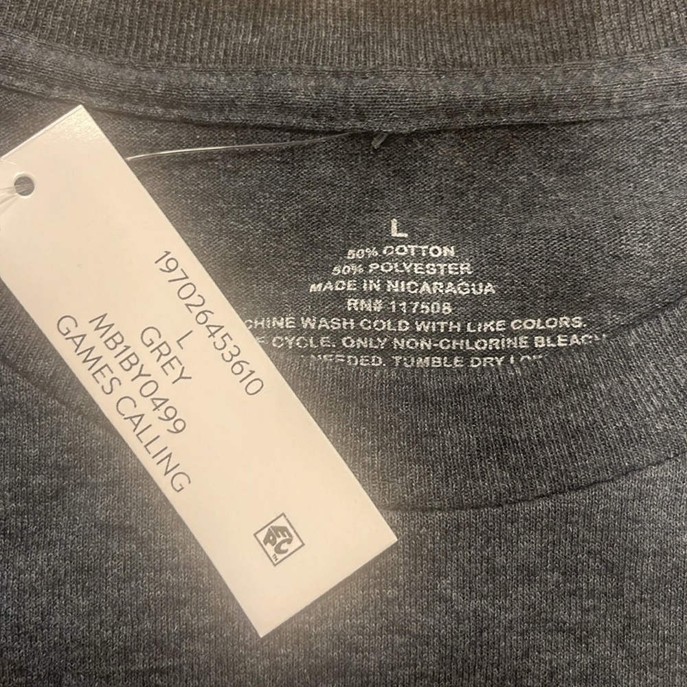 Men’s T-shirt - Picture 2 of 4